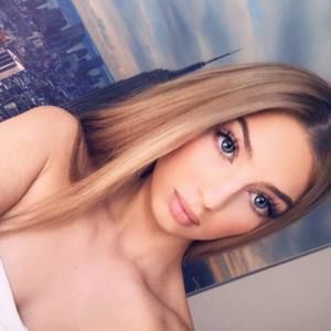 Meet your Posher, Elsa